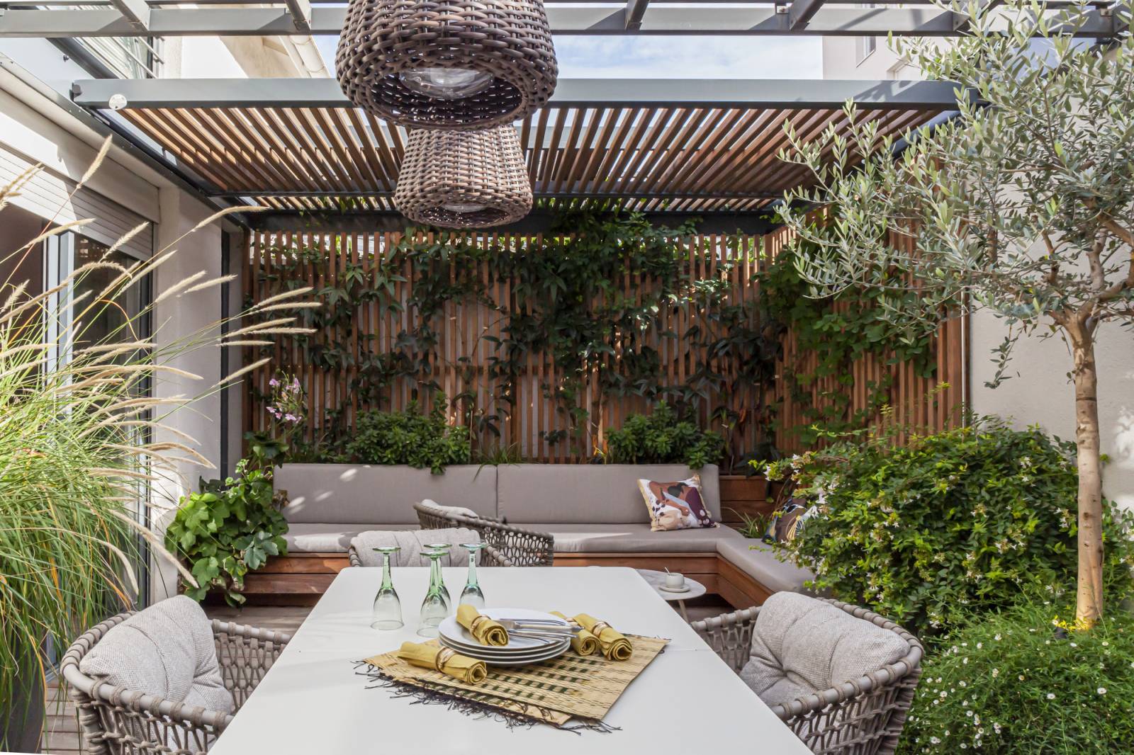 Aménagement Patio urbain de 30m² à Lyon 8