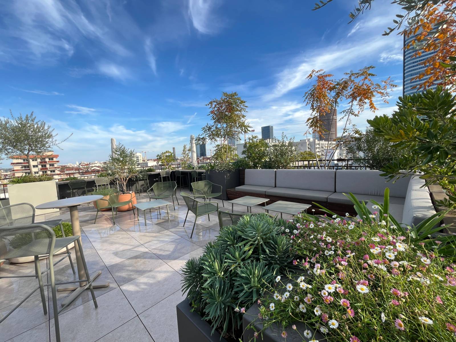 Entretien d'un Roof Top de 120 m² à Lyon 06