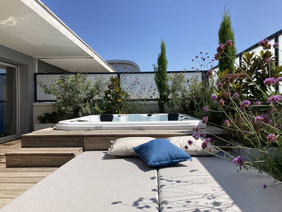 Spa et lit de soleil