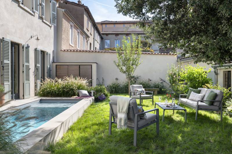 Conception d’un jardin de 130 m²comprenant une mini piscine à Lyon 5